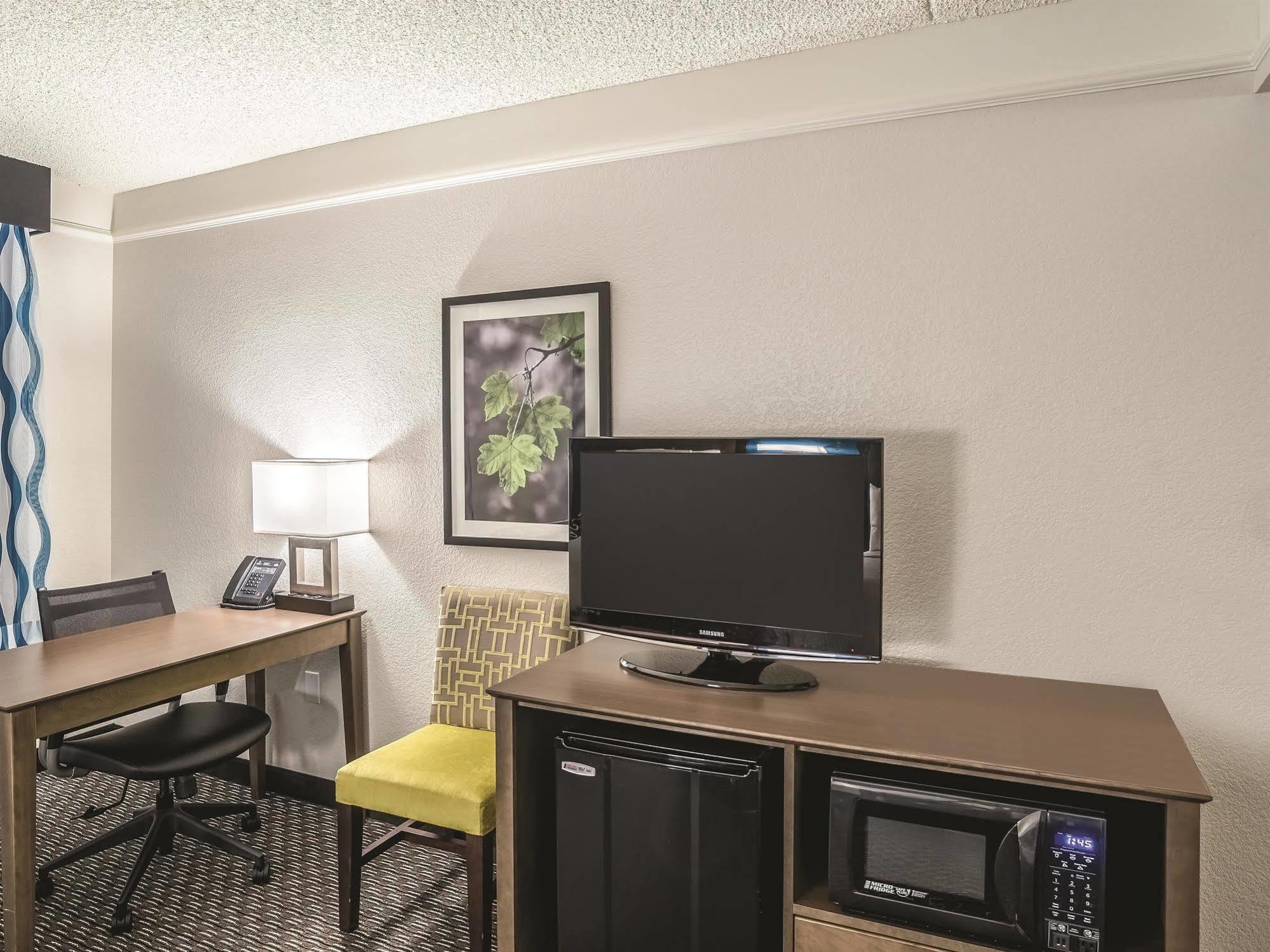 La Quinta By Wyndham Phoenix Chandler Экстерьер фото